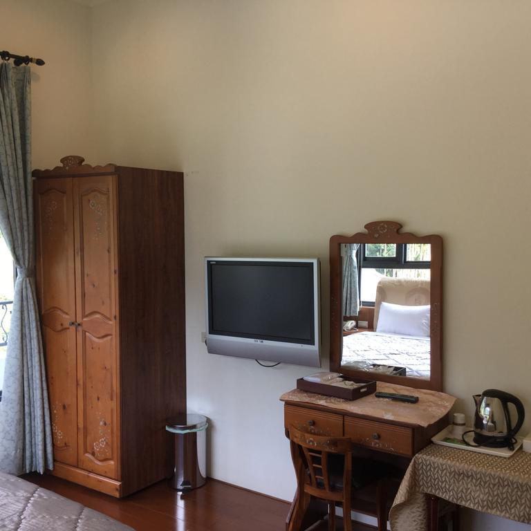 闕麒景觀民宿chill Villa B&B ผูหลี่ ภายนอก รูปภาพ